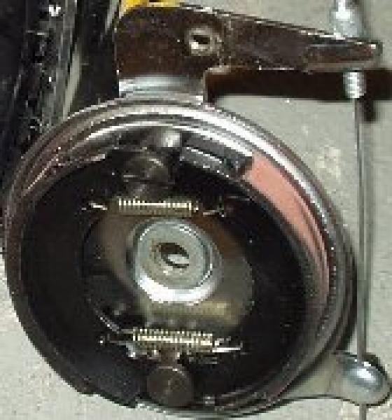 Bremsbacken & Belag & Ankerplatte 90mm Metalco